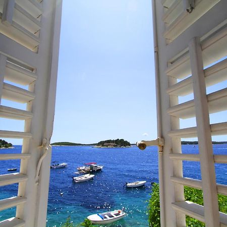Seafront Rooms Hvar Town Eksteriør billede