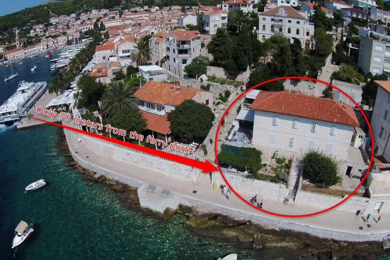 Seafront Rooms Hvar Town Eksteriør billede